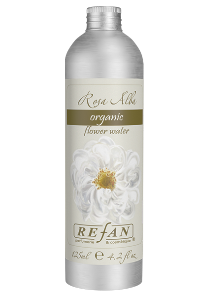 Refan apă organică de trandafir